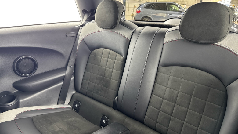 MINI Hatchback 1.5 Cooper Sport 3dr Auto Petrol Hatchback